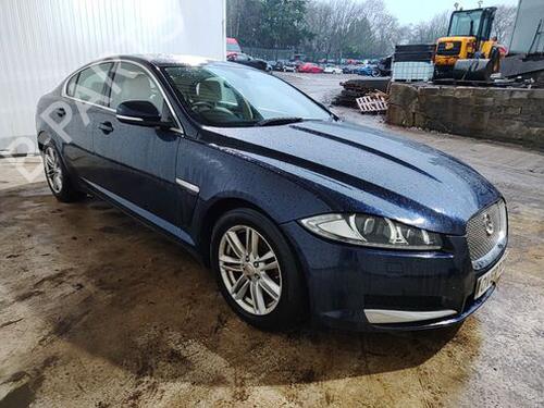 Windscreen washer tank JAGUAR XF I (X250) 3.0 D | BP32201161C113 