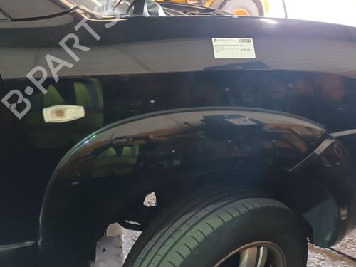 Używane Błotnik przedni prawy HYUNDAI TUCSON (JM) 2.0 CRDi All-wheel Drive (140 hp) 29663374