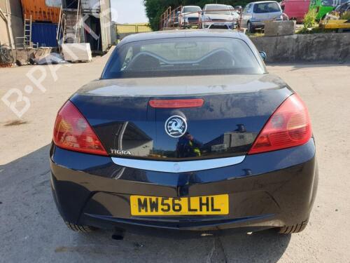 Lyskaster høyre VAUXHALL TIGRA TwinTop (X04) 1.4 | BP29671808C29 
