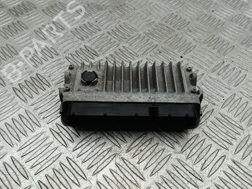 Used Engine control unit (ECU) TOYOTA YARIS (_P13_) 1.5 Hybrid (NHP130_, NHP130) (101 hp) 29683403