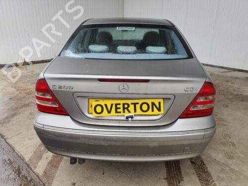 Sikkerhedssele foran højre MERCEDES-BENZ C-CLASS (W203) C 180 (203.035) | BP29650283I25