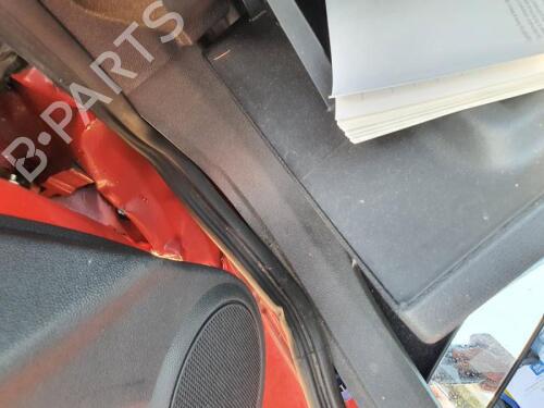 Rear center seatbelt VAUXHALL ASTRA Mk VI (J) Estate (P10) 1.4 | BP29651823I27 