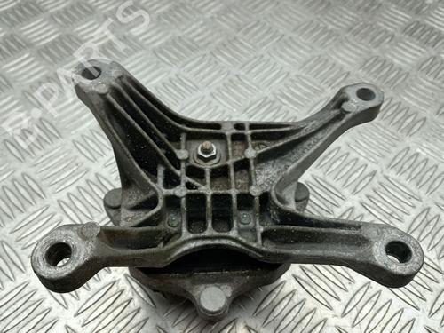 Used Gearbox mount AUDI A4 B9 (8W2, 8WC) 1.4 TFSI (150 hp) 29665417
