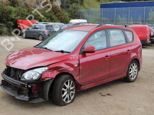 Other HYUNDAI i30 Estate (FD) 1.6 CRDi | BP29677776O1 