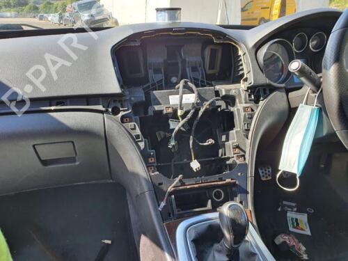 Sikkerhetsbelte bak høyre VAUXHALL INSIGNIA Mk I (A) Hatchback (G09) 2.0 CDTI (68) | BP29652943I28 