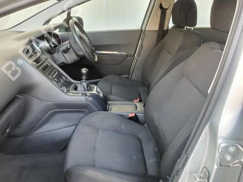 Steering wheel PEUGEOT 5008 (0U_, 0E_) 1.6 HDi | BP29660693C49 