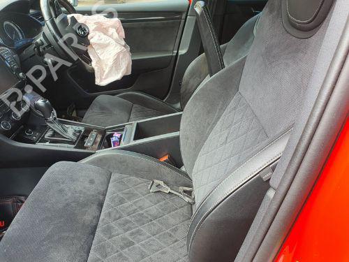 Venstre fortil bærearm SKODA SUPERB III (3V3) 2.0 TSI | BP29653391M12 