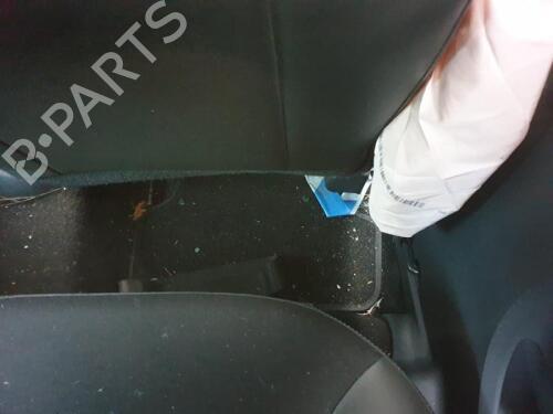 Rear center seatbelt RENAULT CLIO III (BR0/1, CR0/1) 1.2 16V (BR0P, CR0P) | BP29653182I27