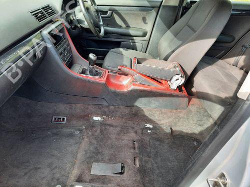 Instrumentbræt AUDI A4 B6 Avant (8E5) 1.9 TDI | BP29655527C46 