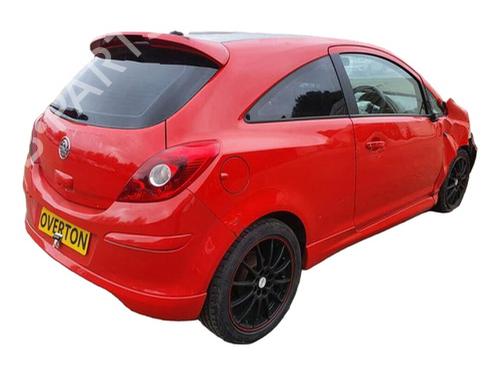 Used Fuel pump VAUXHALL CORSA Mk III (D) (S07) 1.2 (L08) (80 hp) 29652244