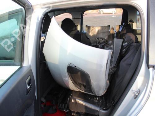 Right front brake caliper PEUGEOT 5008 (0U_, 0E_) 1.6 HDi | BP29679765M104