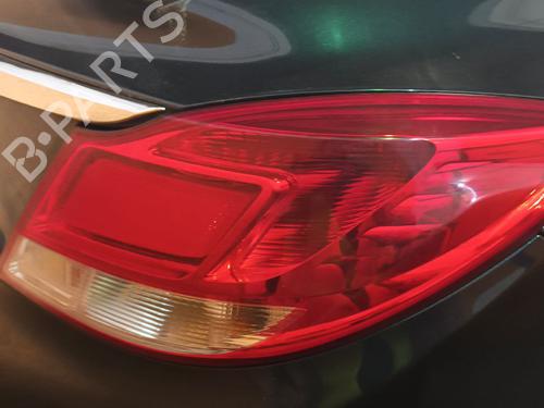 Used Right taillight VAUXHALL MERIVA Mk II (B) (S10) 1.7 CDTi (131 hp) 29665263