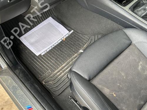 Front right seatbelt BMW 1 Coupe (E82) 118 d | BP29683842I25 