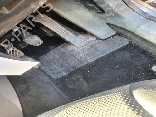 Rear right seatbelt VW GOLF PLUS V (5M1, 521) 1.9 TDI | BP29656959I28