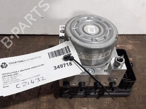 Used ABS pump TOYOTA AYGO X (_B7_) 1.0 VVT-i (KGB70) (72 hp) 29657265