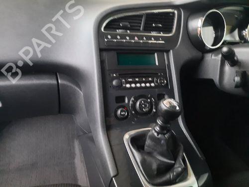 Switch PEUGEOT 5008 (0U_, 0E_) 2.0 HDi 150 / BlueHDi 150 | BP29652700I30 