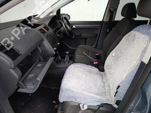 Siège arrière VW TOURAN (1T1, 1T2) 1.9 TDI | BP29665798C17