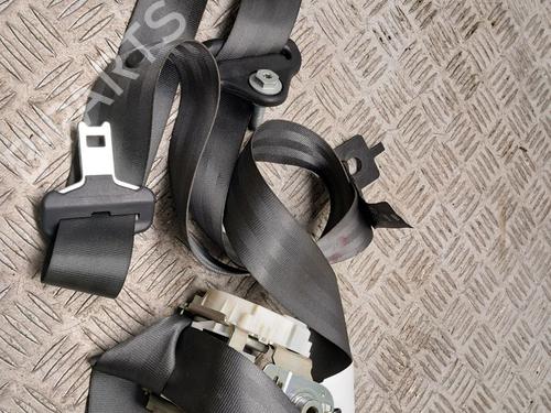 rear-right-seatbelt-renault-clio-iii-br01-cr01-2005-2006-2007-2008-2009-2010-2011-2012-2013-2014-31055864 main image