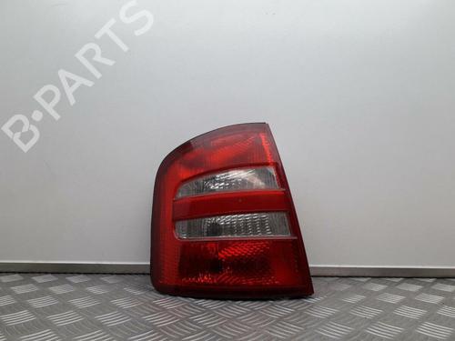 Farolim esquerdo SKODA FABIA I Combi (6Y5) 1.9 SDI (64 hp) 29645324