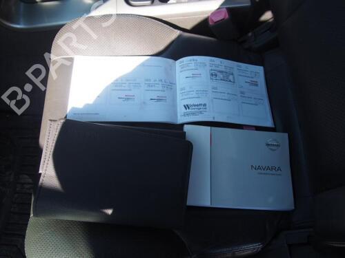 Right headlight NISSAN NAVARA NP300 (D40) 2.5 dCi 4WD | BP29671633C29 