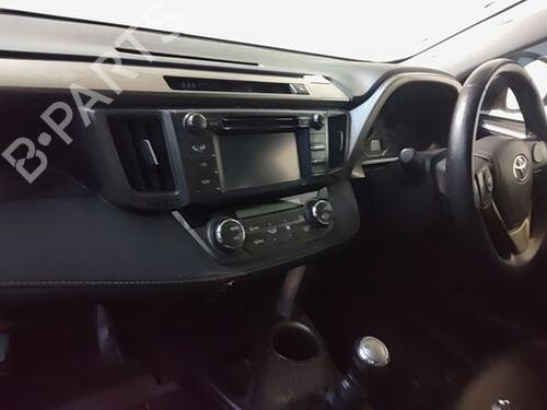 Rear center seatbelt TOYOTA RAV 4 IV (_A4_) 2.2 D 4WD (ALA49) | BP31634796I27 