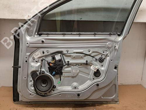 Puerta delantera derecha VOLVO V50 (545) D4 | BP29676538C3 