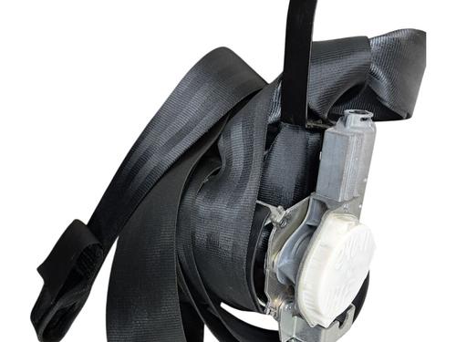 Front left seatbelt FORD FIESTA VI (CB1, CCN) 1.25 | BP29673162I26 