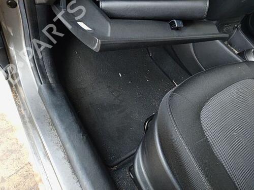 Fuel flap HYUNDAI i20 I (PB, PBT) 1.4 CRDi | BP32400483C131