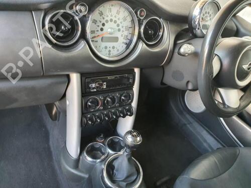 Hanskerom MINI MINI (R50, R53) Cooper | BP29650861C95 