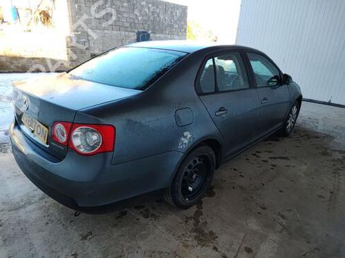 Instrumentbræt VW JETTA III (1K2) 1.6 TDI | BP29668322C46 