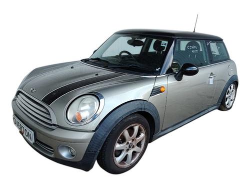 rear-right-seatbelt-mini-mini-r56-2005-2006-2007-2008-2009-2010-2011-2012-2013-2014-32716672 main image