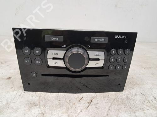 Used Radio VAUXHALL CORSAVAN Mk III (D) Hatchback Van (S07) 1.3 CDTI (95 hp) 29673543