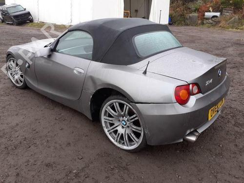 Used Left front door BMW Z4 Roadster (E85) 2.2 i (170 hp) 29646569