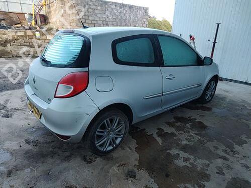 Middle console RENAULT CLIO III (BR0/1, CR0/1) 1.2 16V (BR02, BR0J, BR11, CR02, CR0J, CR11) | BP31055852I22