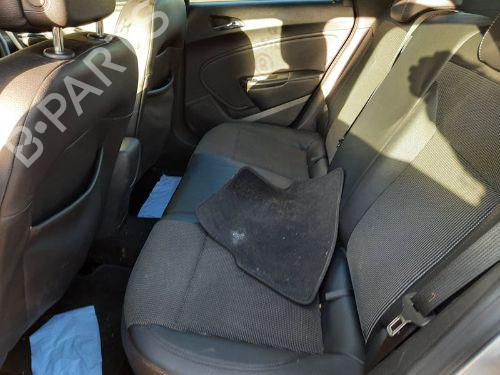 Rear center seatbelt VAUXHALL ASTRA Mk VI (J) Estate (P10) 1.7 CDTi | BP29655068I27 