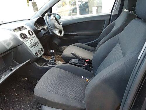 Rear right seatbelt VAUXHALL CORSA Mk III (D) (S07) 1.3 CDTI (L08) | BP29680050I28 