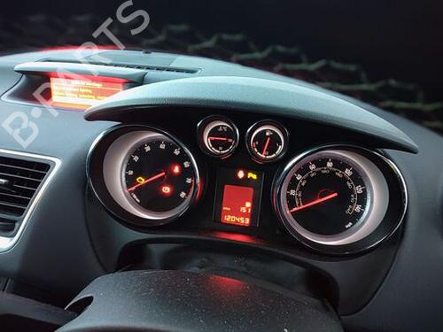 Radio VAUXHALL MERIVA Mk II (B) (S10) 1.4 | BP31055792E6 