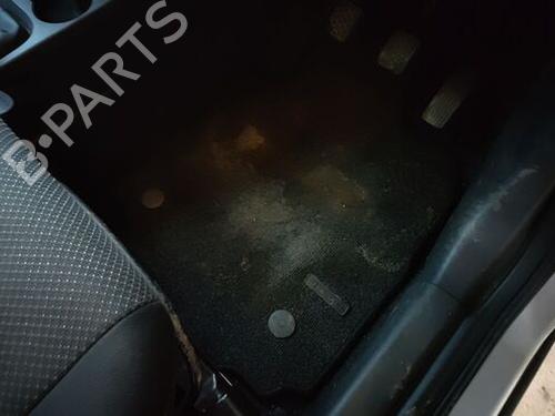 Rear center seatbelt VAUXHALL MERIVA A (X03) 1.6 i 16V Twinport | BP29675650I27