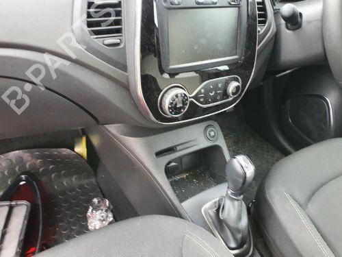 Left front seat RENAULT CAPTUR I (J5_, H5_) 1.3 TCe 150 (J5NK, J5JS) | BP29651786C15