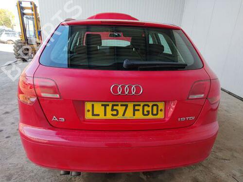 Radio AUDI A3 Sportback (8PA) 1.9 TDI | BP29687133E6 