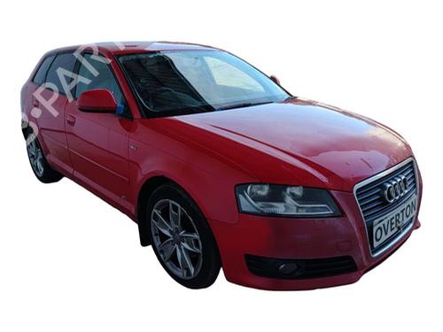 Mittelkonsole AUDI A3 (8P1) 1.6 E-Power (102 hp) 29666902