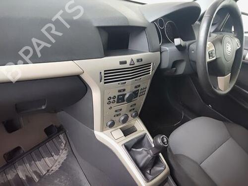 Rear left seatbelt VAUXHALL ASTRA Mk V (H) (A04) 1.4 (L48) | BP29670126I29 