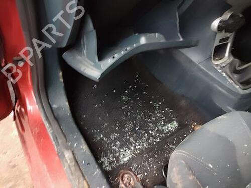 Achterlicht links FORD FIESTA V (JH_, JD_) 1.6 | BP29683764C34