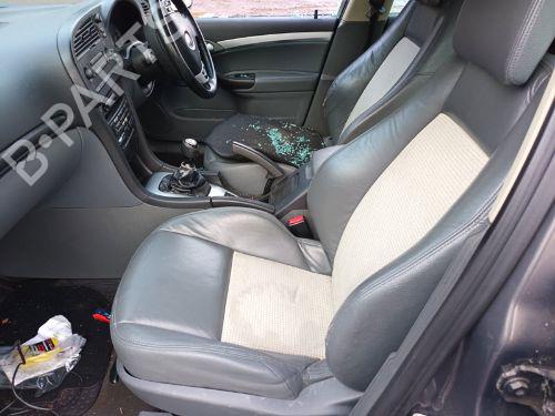 Piloto trasero derecho SAAB 9-3 (YS3F, E79, D79, D75) 1.9 TiD | BP29655314C35 