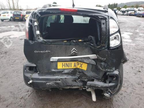 Windscreen washer tank CITROËN C3 Picasso (SH_) 1.6 HDi 110 | BP29647014C113 