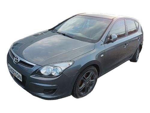 Used Air filter box HYUNDAI i30 (FD) 1.6 CRDi (90 hp) 29678327