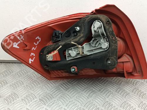 Right taillight TOYOTA AURIS (_E15_) 1.6 (ZRE151_, ZRE151R) | BP29668788C35