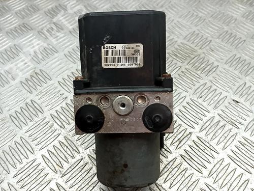Used ABS pump LAND ROVER RANGE ROVER III (L322) 3.0 D 4x4 (177 hp) 30768444