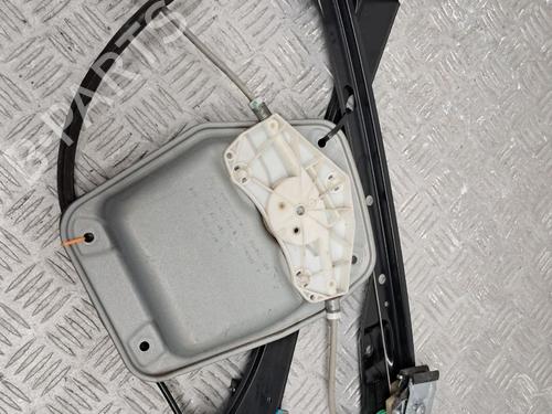 Front right window mechanism VW GOLF PLUS V (5M1, 521) 1.9 TDI | BP29670798C23