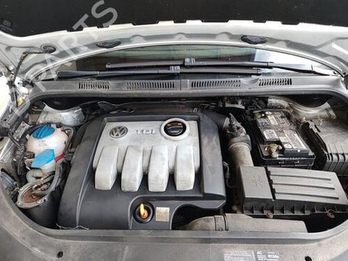 Fuel flap VW GOLF PLUS V (5M1, 521) 1.9 TDI | BP29670739C131 